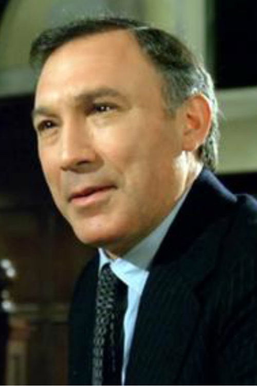 Photo of Lee Montague