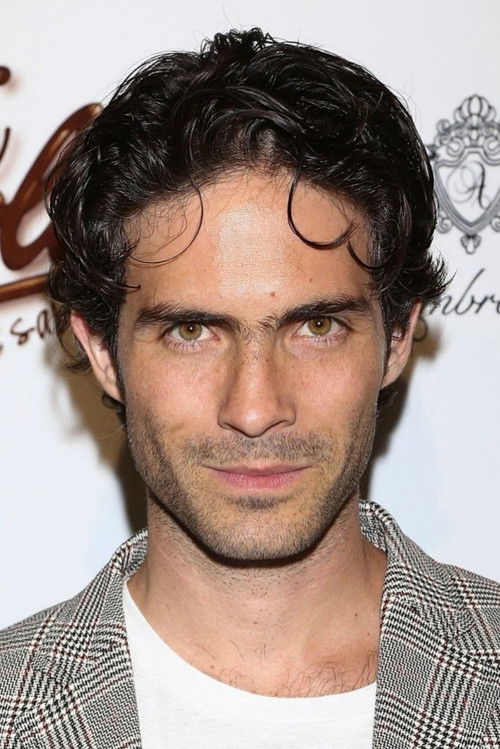 Photo of Osvaldo Benavides