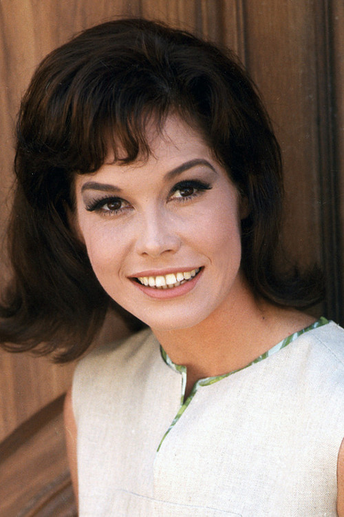 Photo of Mary Tyler Moore