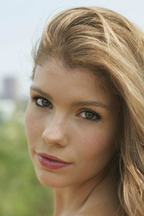 Photo of Sarah Troyer