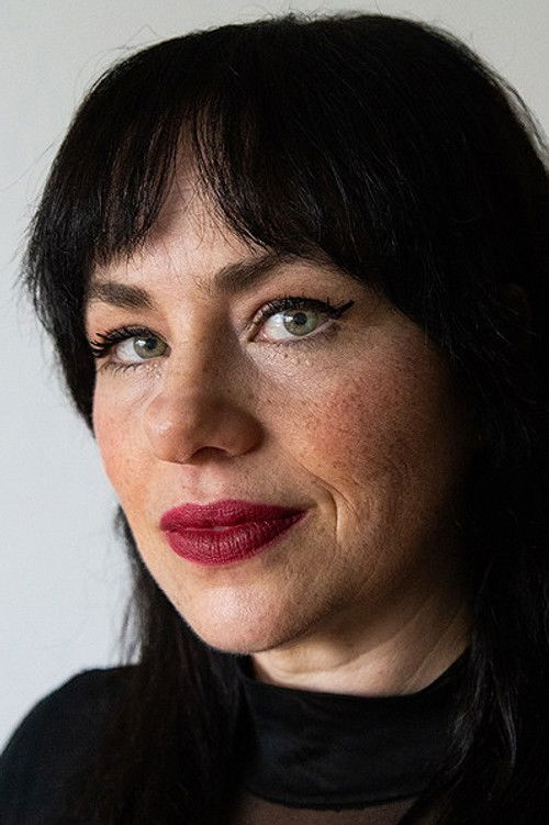 Photo of Karine Teles