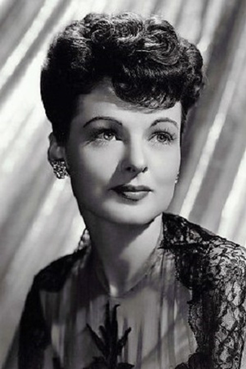 Photo of Ruth Hussey