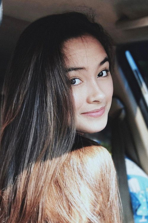 Photo of Caitlin Halderman