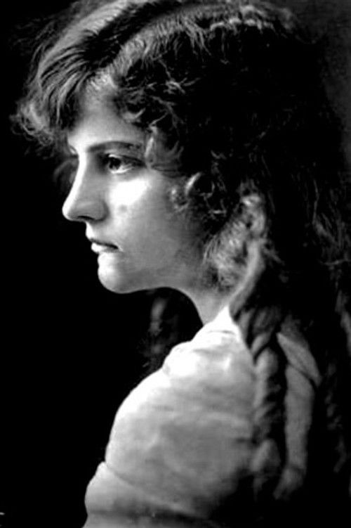 Photo of Mina Cunard