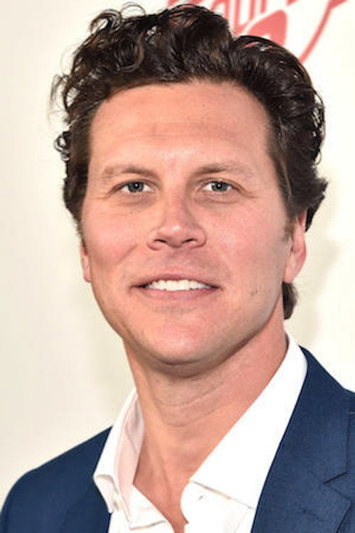 Photo of Hayes MacArthur
