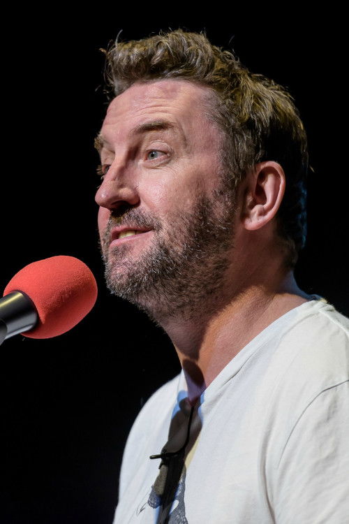Photo of Lee Mack