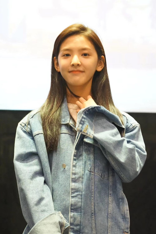 Photo of Zhang Ruonan