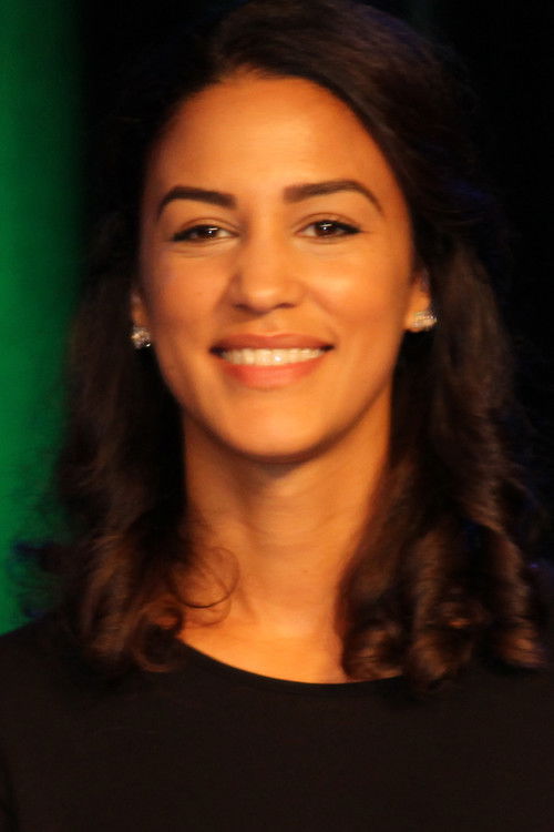 Photo of Christie Laing