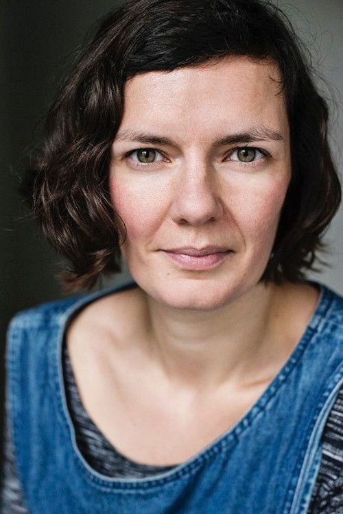 Photo of Laura Cairns