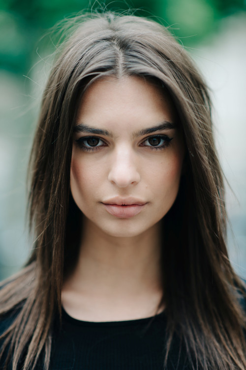 Photo of Emily Ratajkowski
