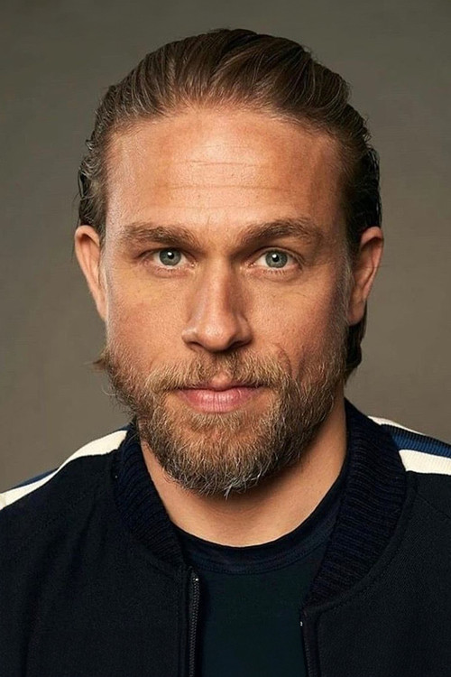 Photo of Charlie Hunnam