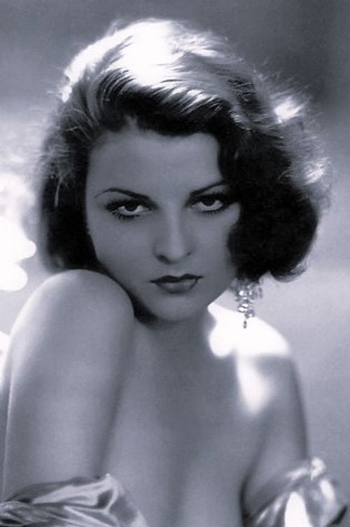 Photo of Lilian Bond