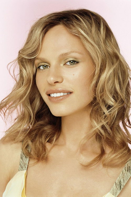 Photo of Rachel Roberts