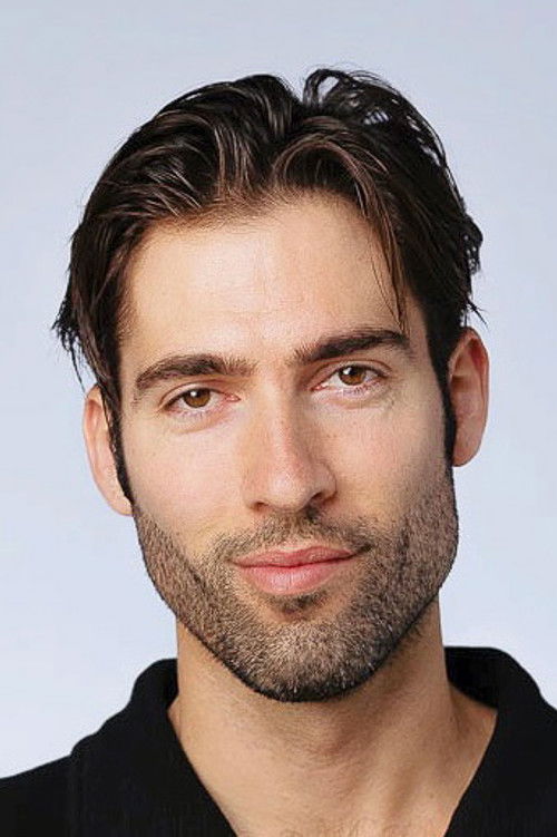 Photo of Victor Iván