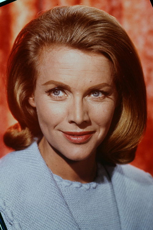 Photo of Honor Blackman