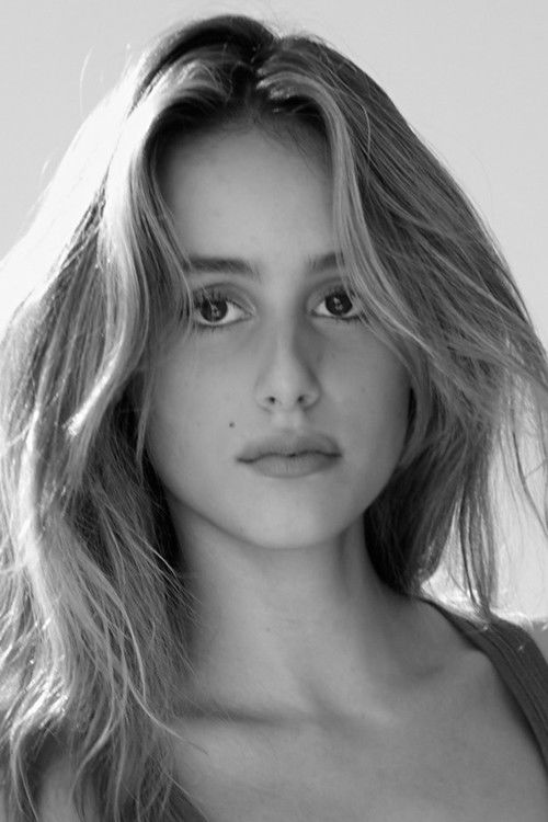 Photo of Nell Verlaque