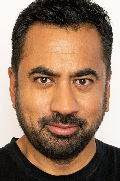 Photo of Kal Penn