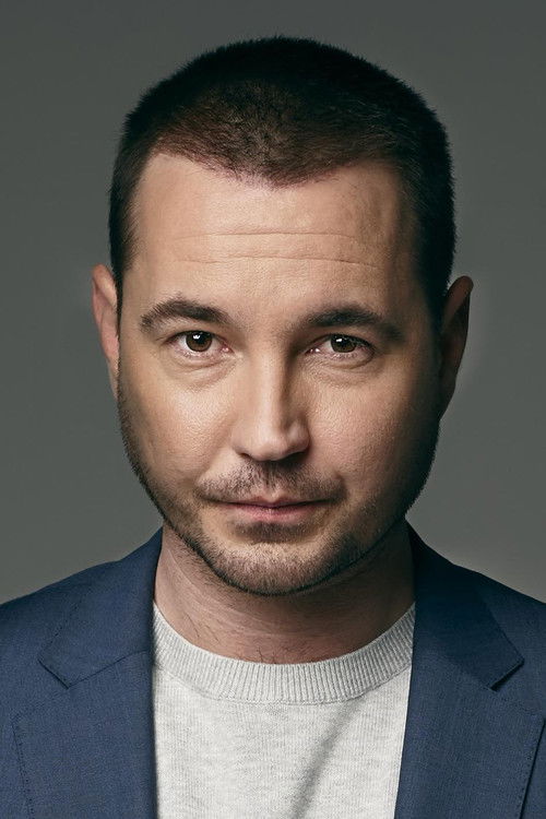 Photo of Martin Compston