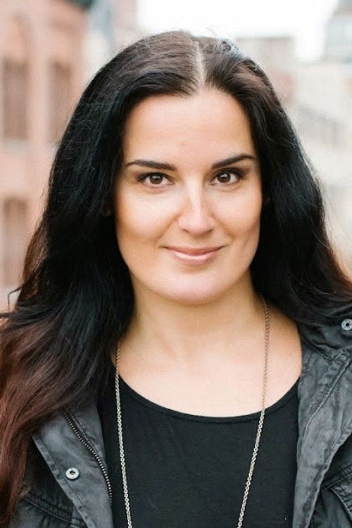 Photo of Tanis Parenteau