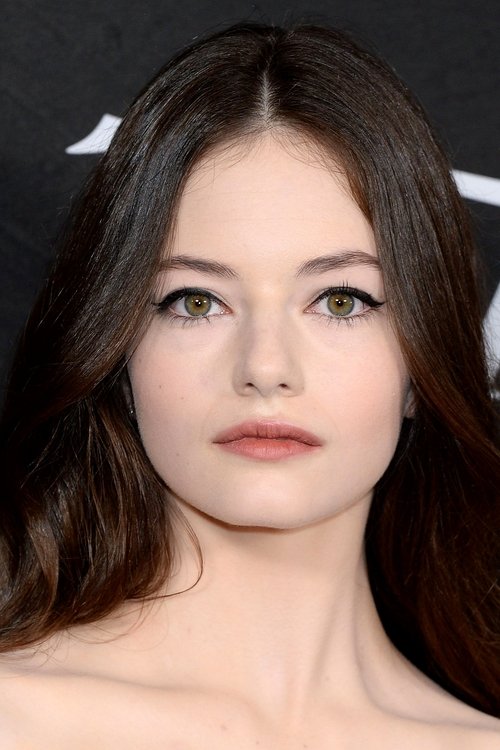 Photo of Mackenzie Foy
