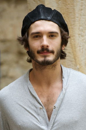 Photo of Yon González