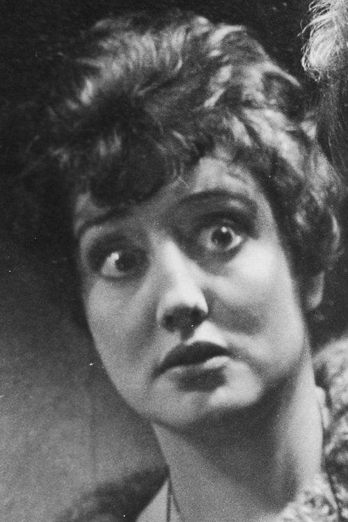 Photo of Anna Quayle