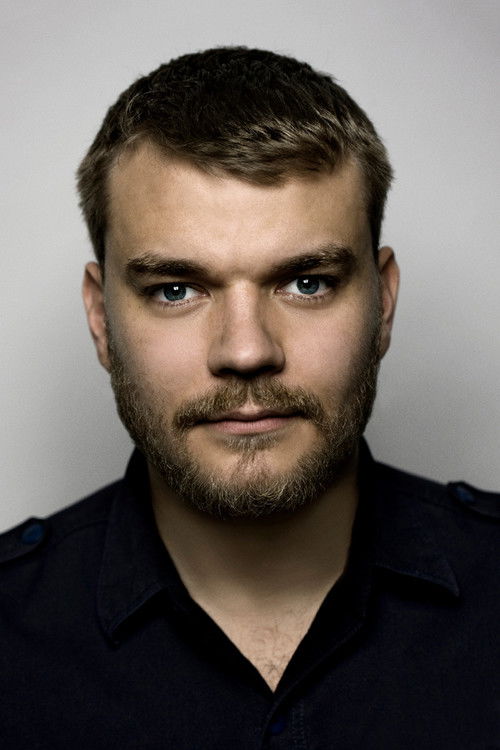 Photo of Pilou Asbæk