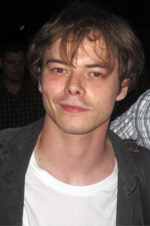 Photo of Charlie Heaton