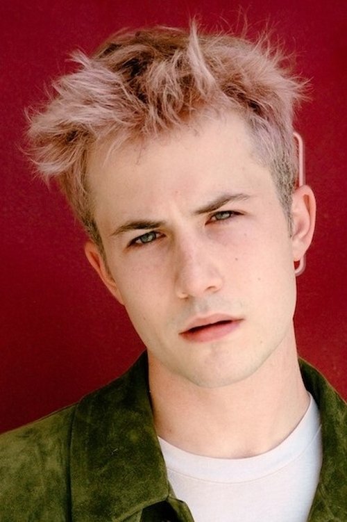 Photo of Dylan Minnette