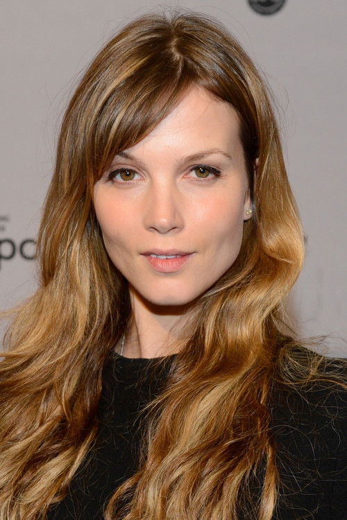 Photo of Sylvia Hoeks