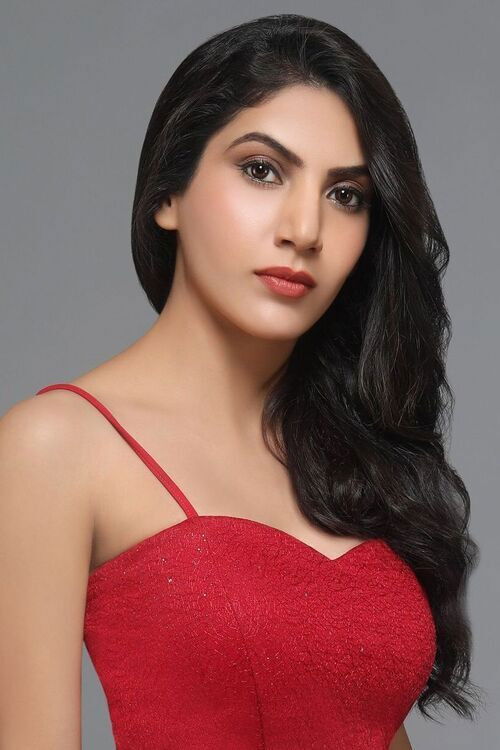 Photo of Arya Poorti