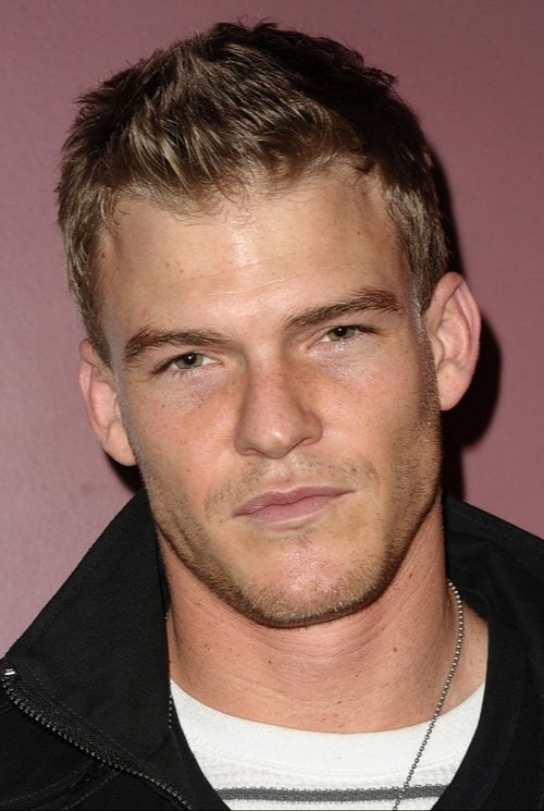 Photo of Alan Ritchson