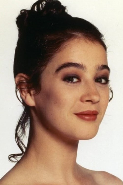 Photo of Moira Kelly