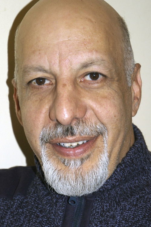 Photo of Erick Avari