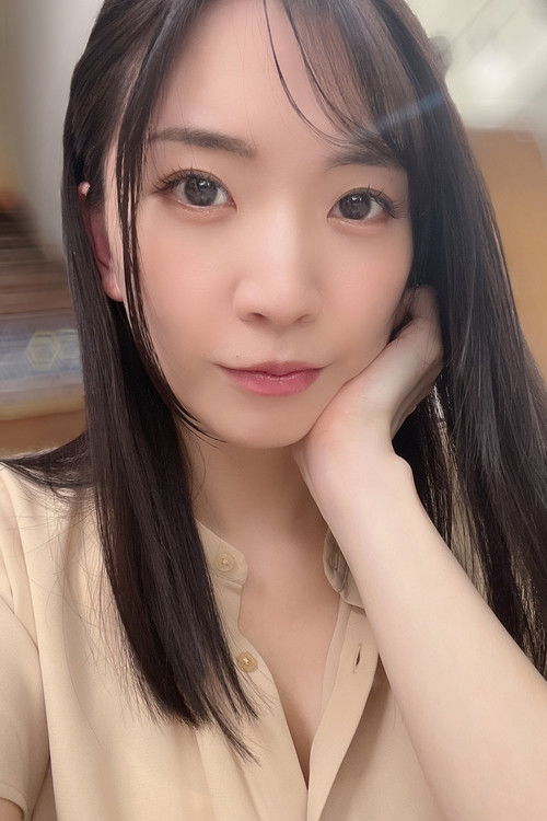 Photo of Mayu Suzuki