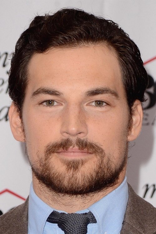 Photo of Giacomo Gianniotti