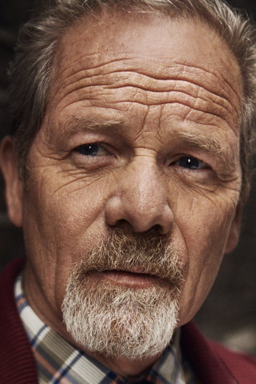 Photo of Peter Mullan