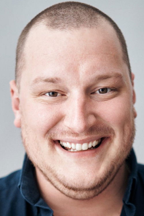 Photo of Ari Alexander