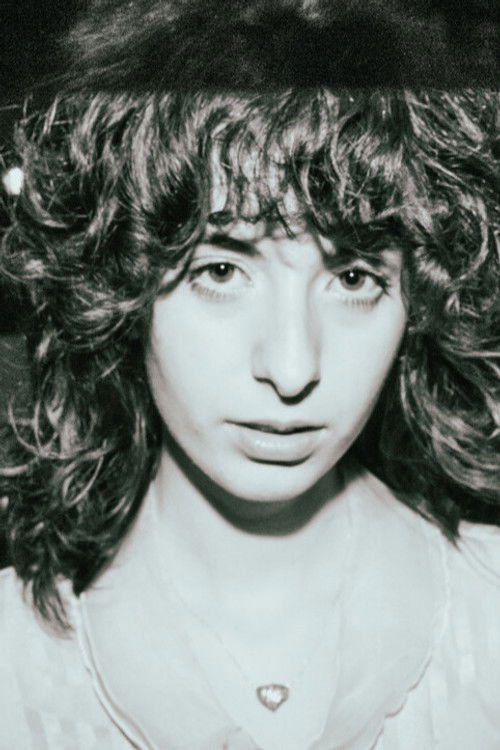 Photo of Tess Nealon Raskin