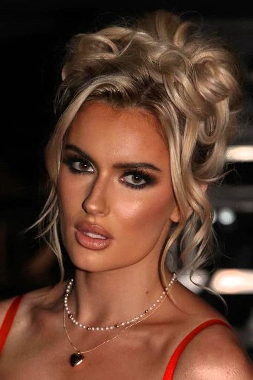 Photo of Mariah May Mead