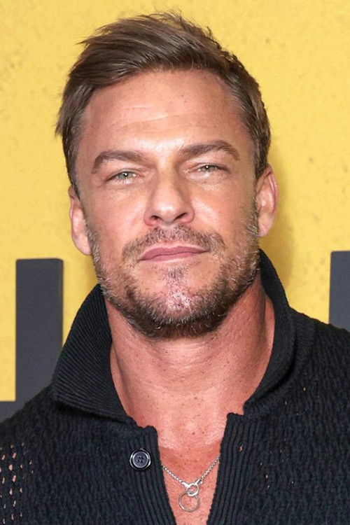 Photo of Alan Ritchson