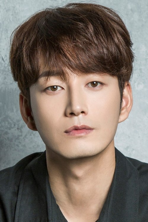 Photo of Lee Hyun-wook