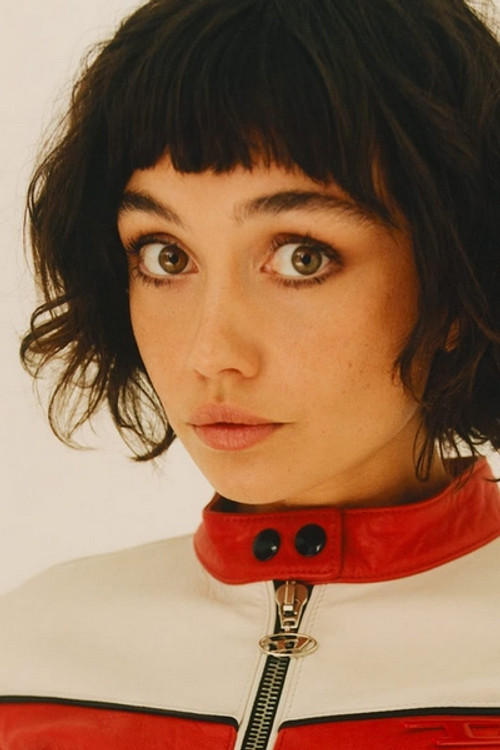 Photo of Sydney Chandler