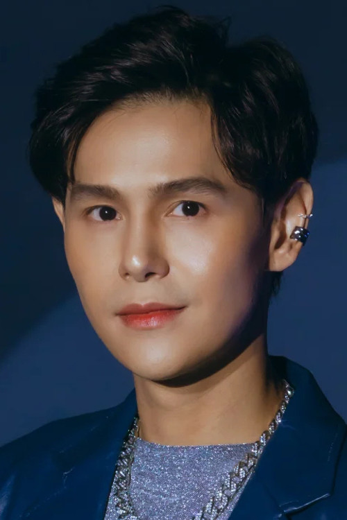 Photo of Phromphiriya Thongputtaruk