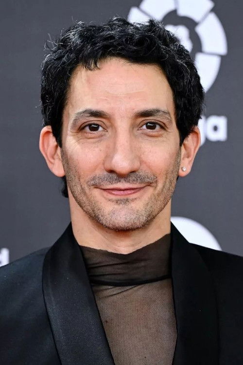 Photo of Juan Minujín