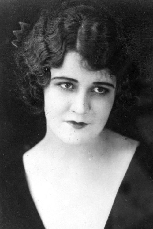 Photo of Nina Romano