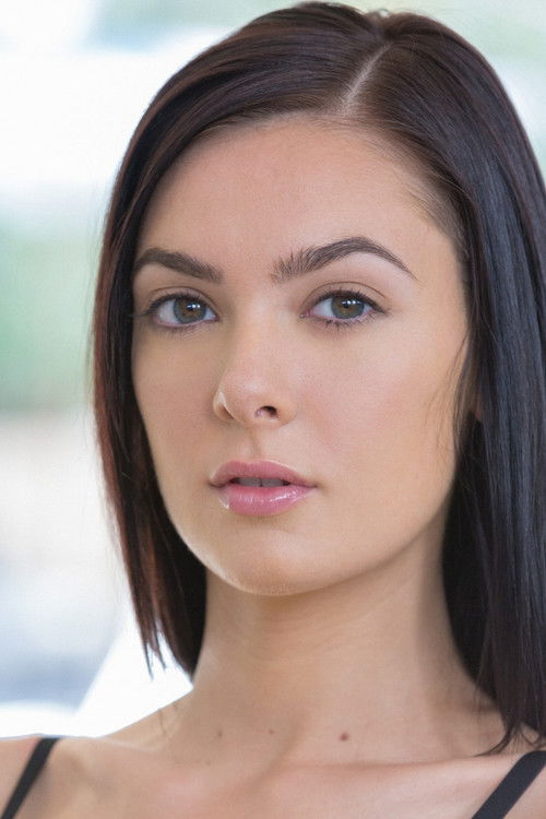 Photo of Marley Brinx