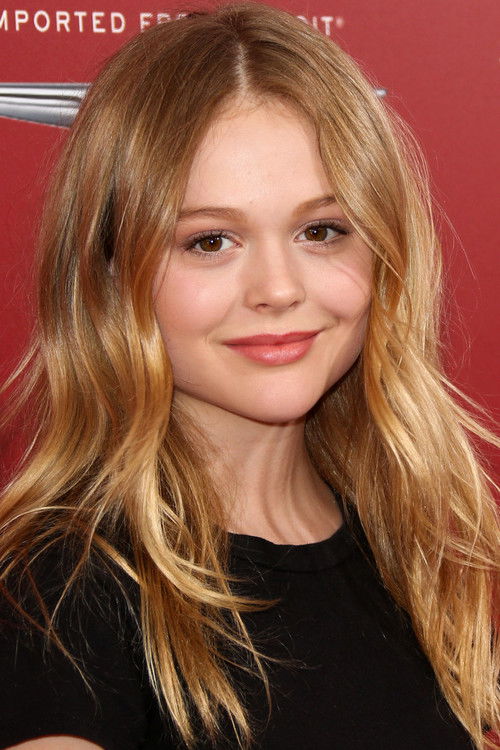Photo of Emily Alyn Lind
