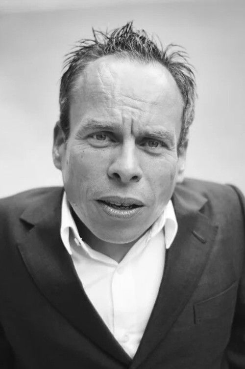 Photo of Warwick Davis