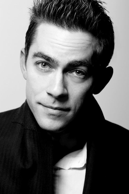 Photo of Evan Dumouchel